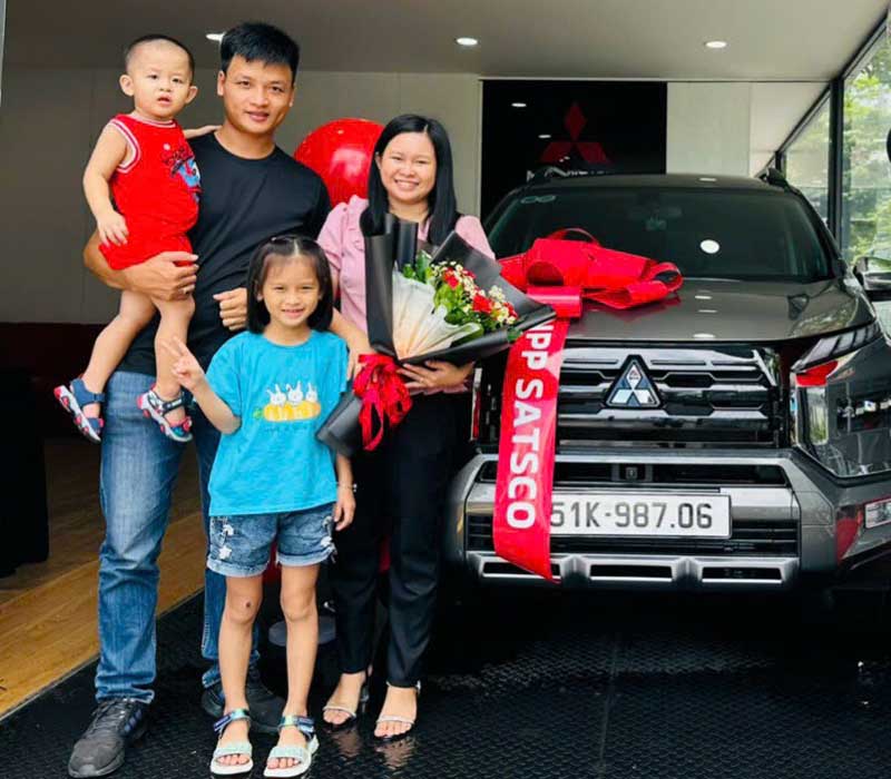 Hình ảnh hoạt động tư vấn xe tại Bình Dương